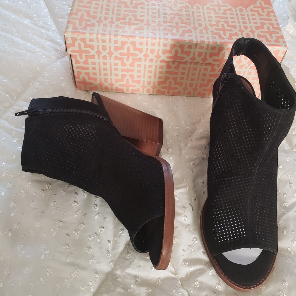 🆕Gianni Bini Ladies shoes​ - Picture 2 of 5